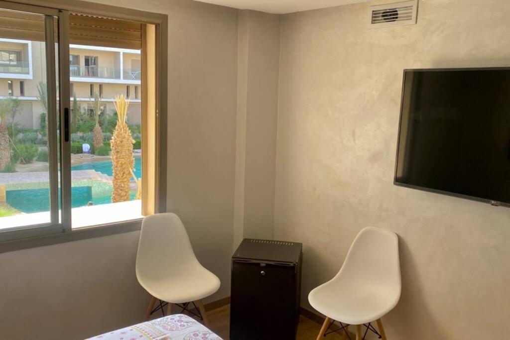 Cosy Duplex, Dans Avec Piscine *