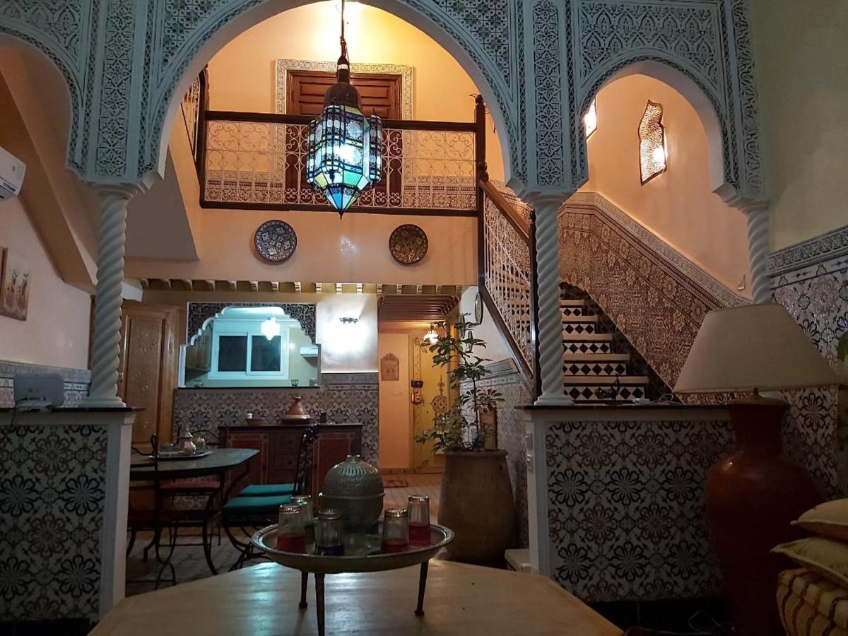 Bab Almadina *