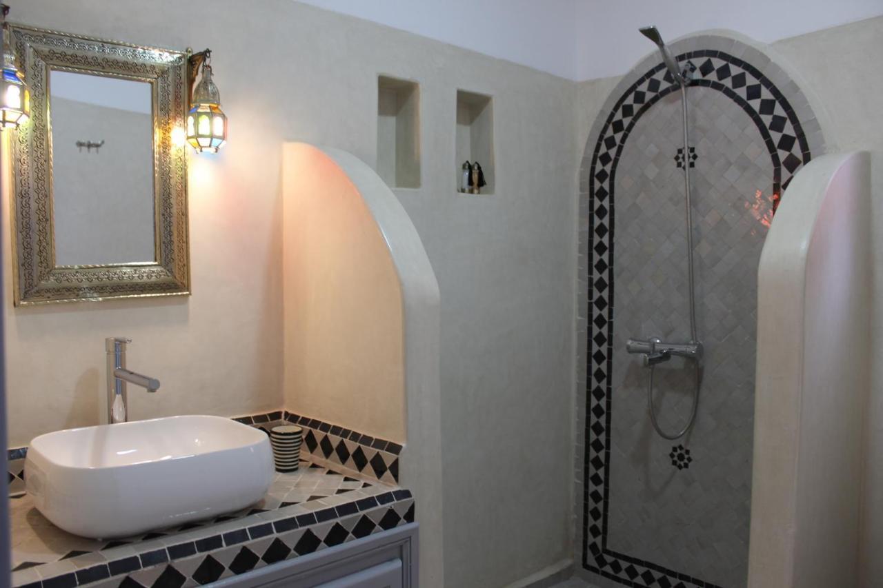El Arco Rooftop Pool & 2* Marraquexe
