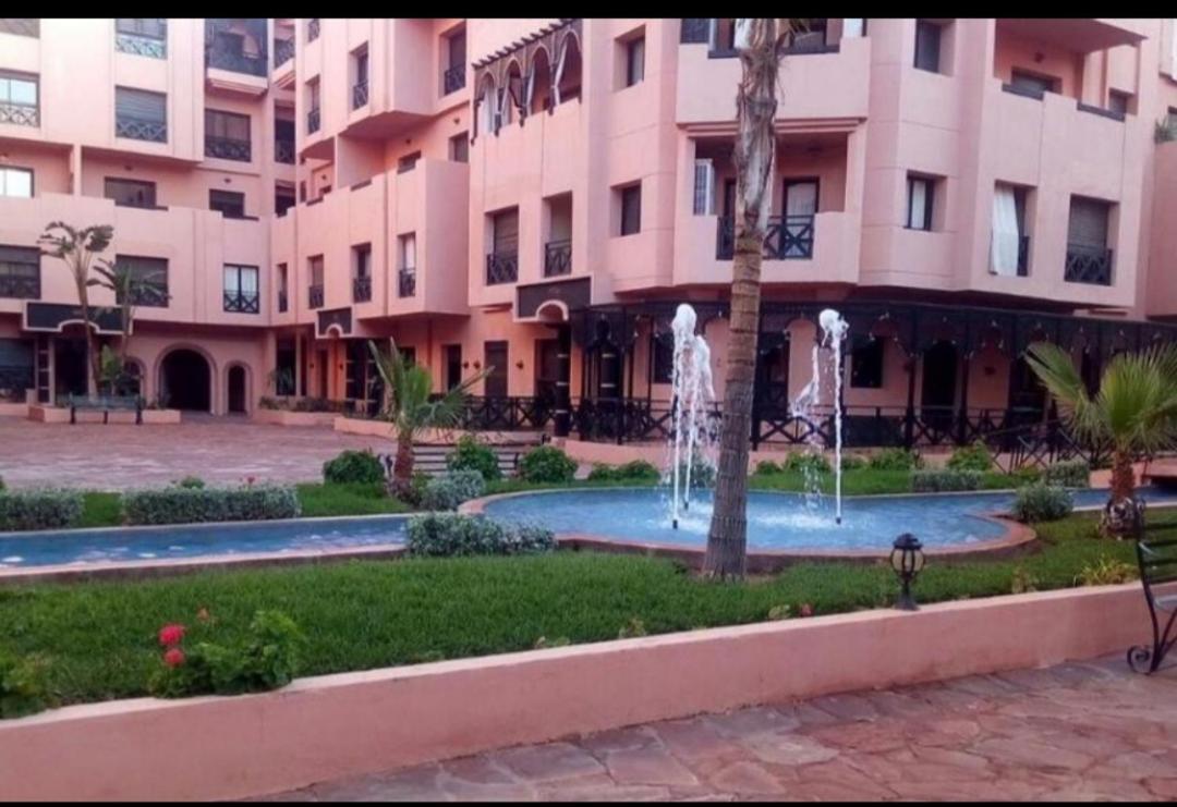 Appartements 2 Chambres Piscines Premium Apartment