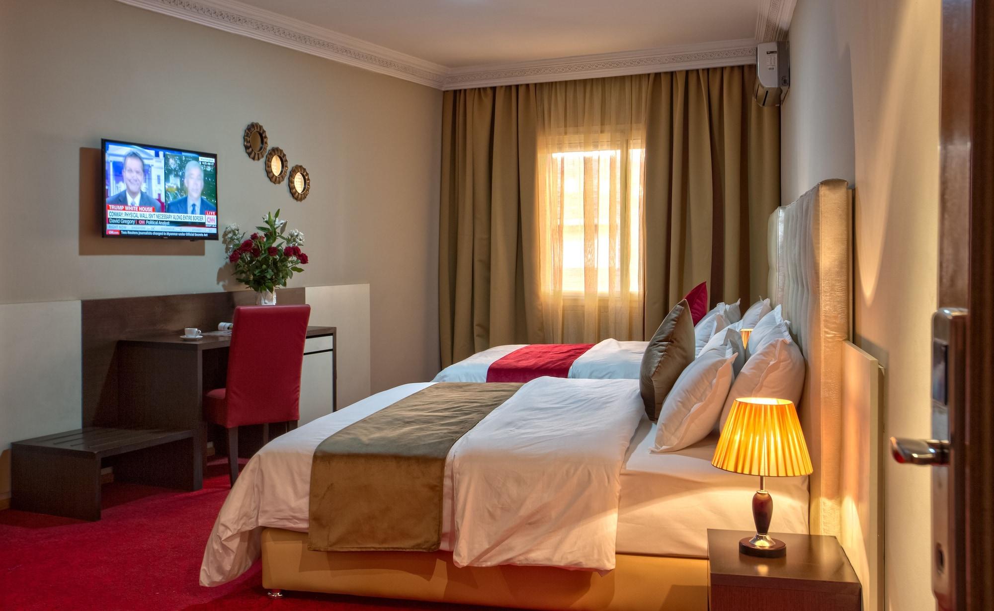 Yaad Hotel