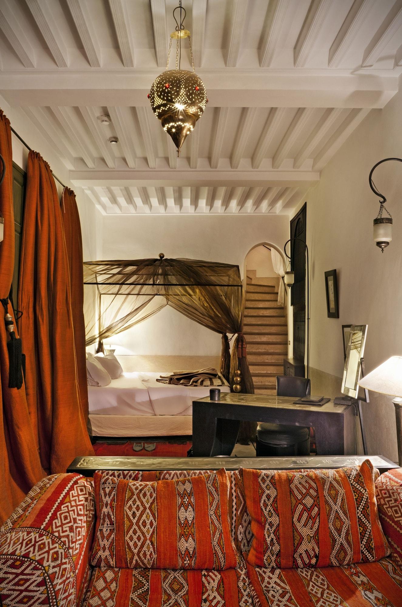 Le Farnatchi