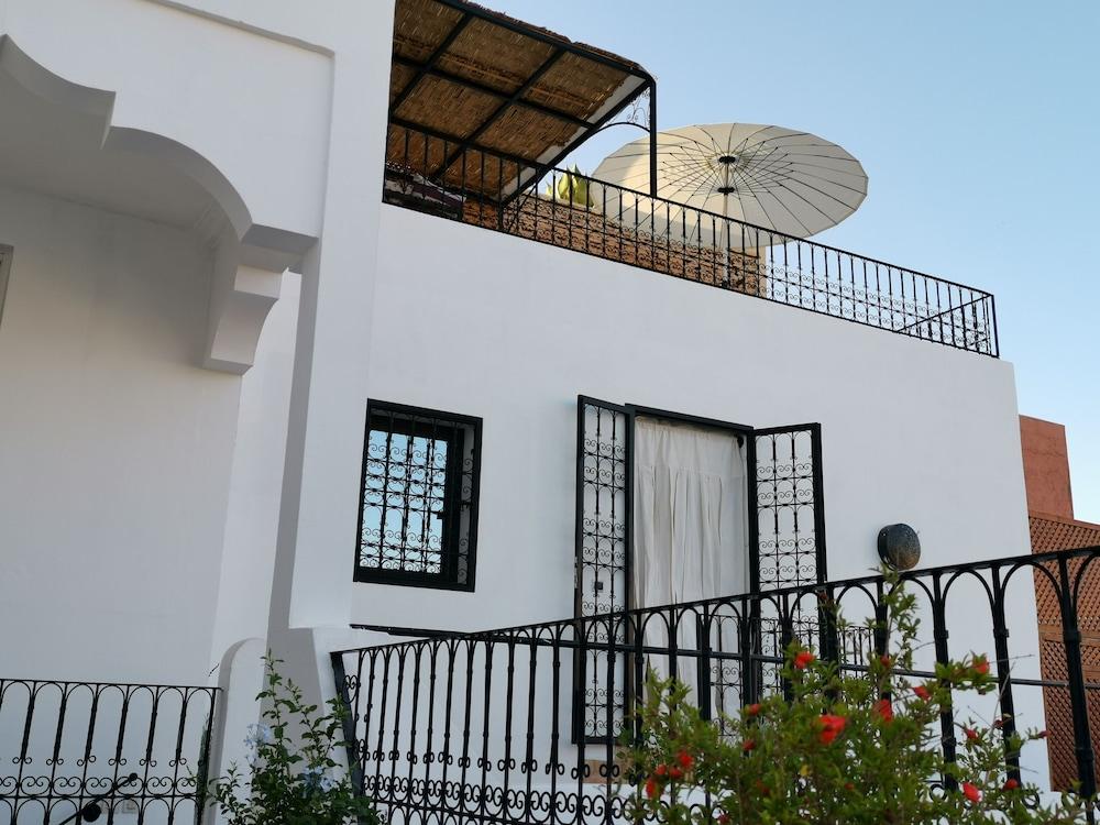 Riad Ajmal 3*