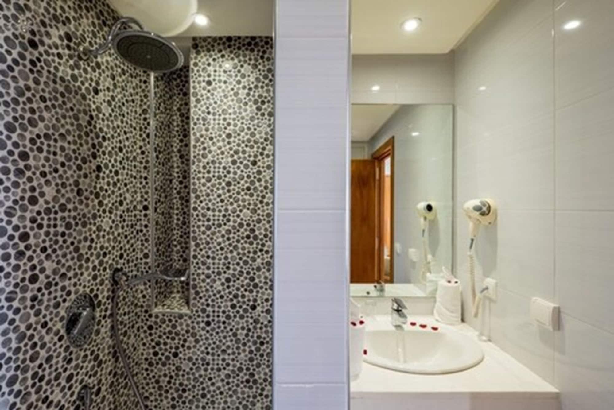 Ayoub & Hotel Marrakesh
