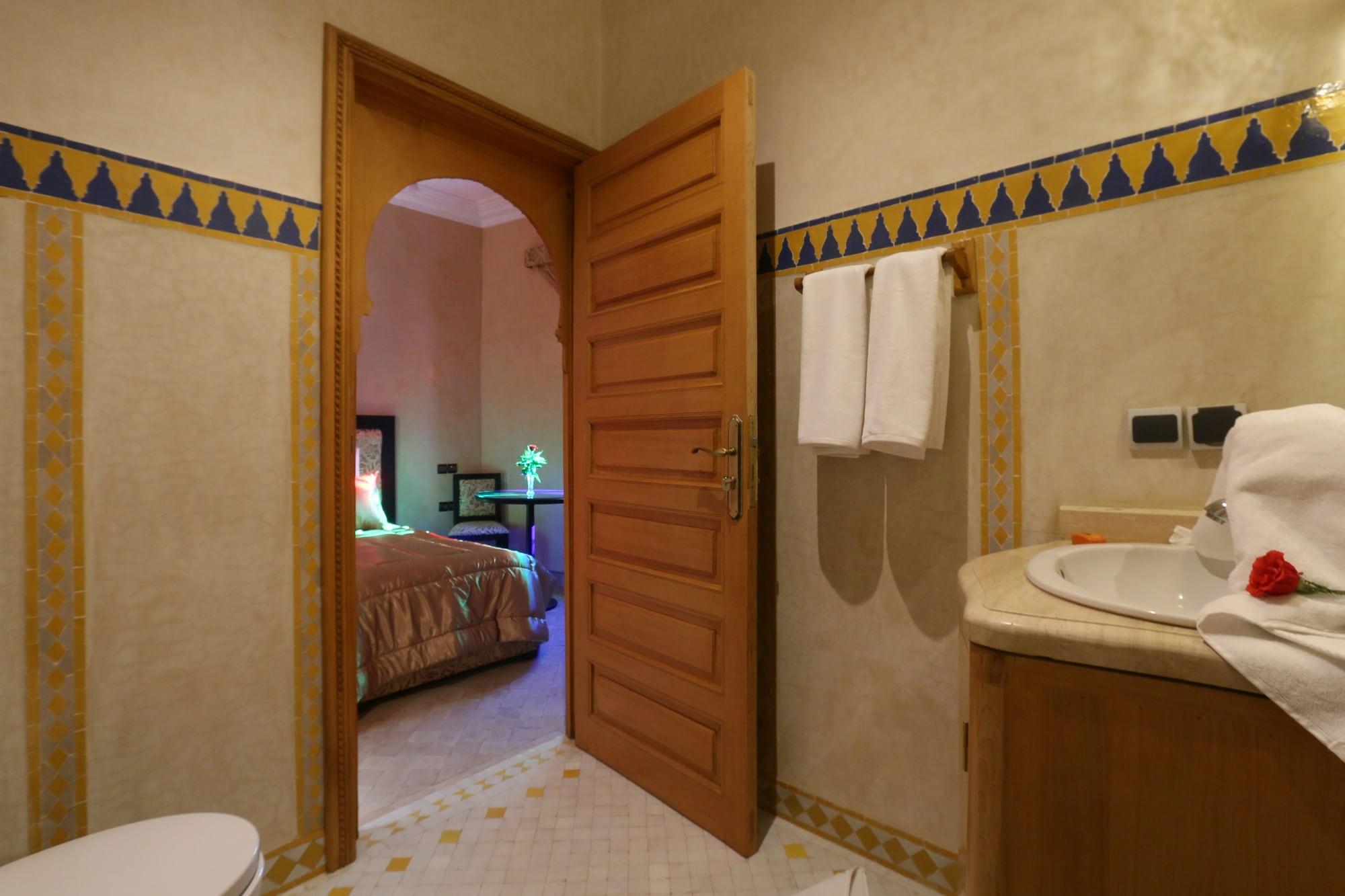 Zaki Guest house 4*
