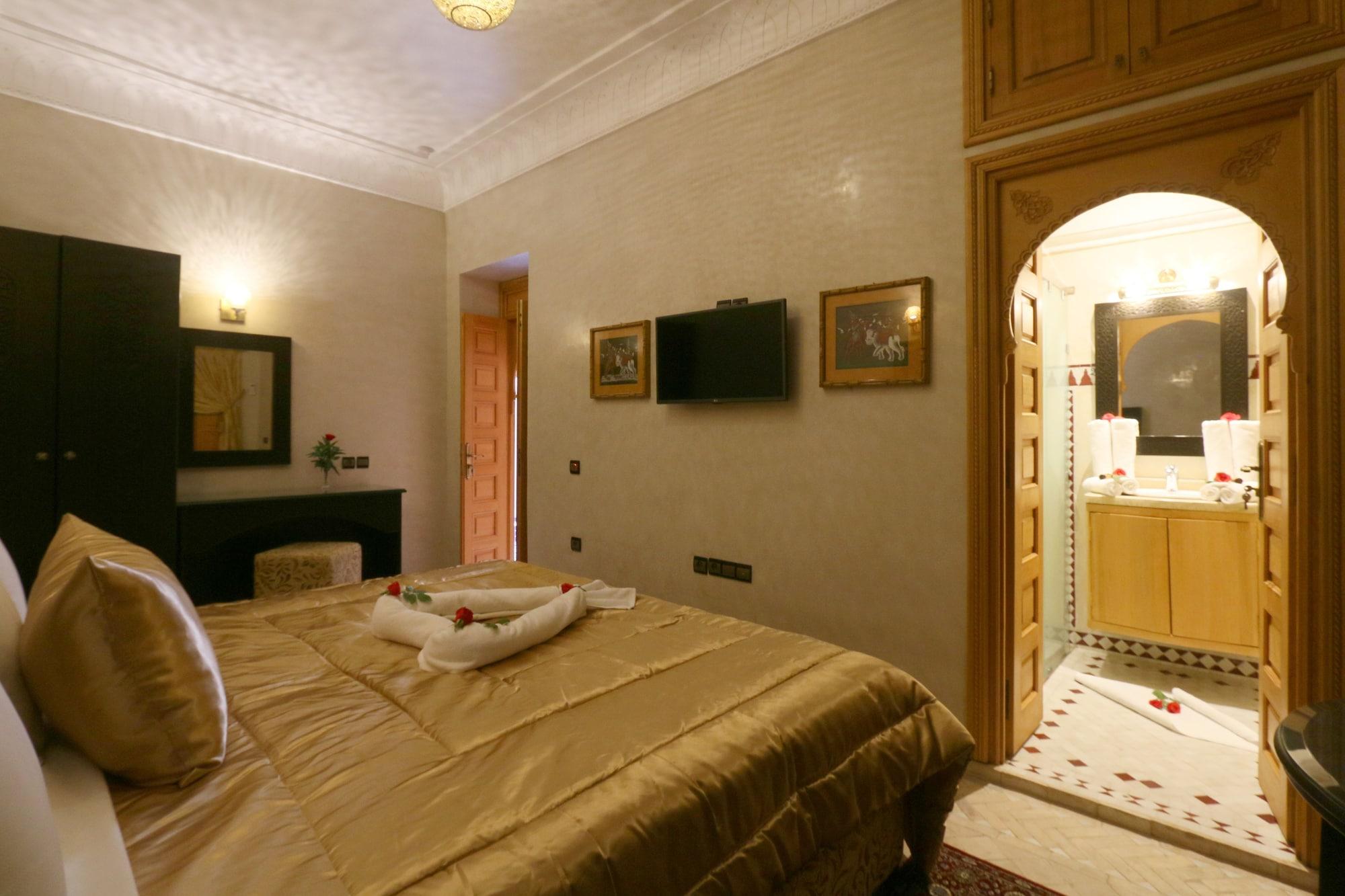 Zaki Guest house 4*