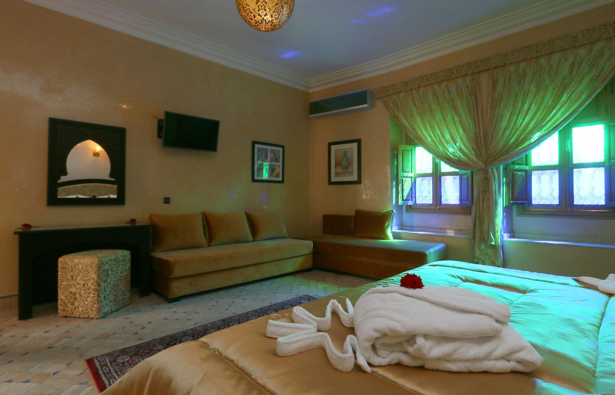 Guest house Zaki 4*