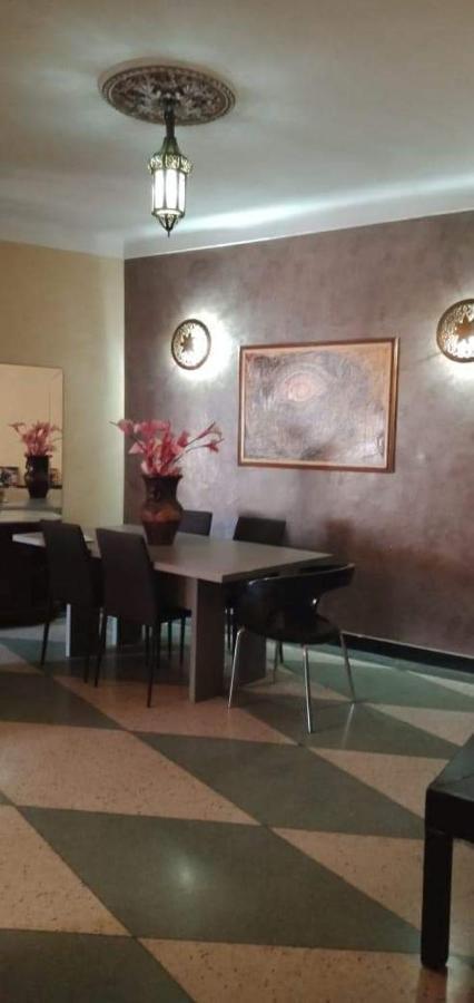 Aparts 2 Ch Salon -only Familys-