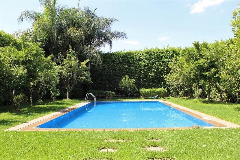 Magnifique Avec Piscine Chauffee Que Pour Famille Villa *