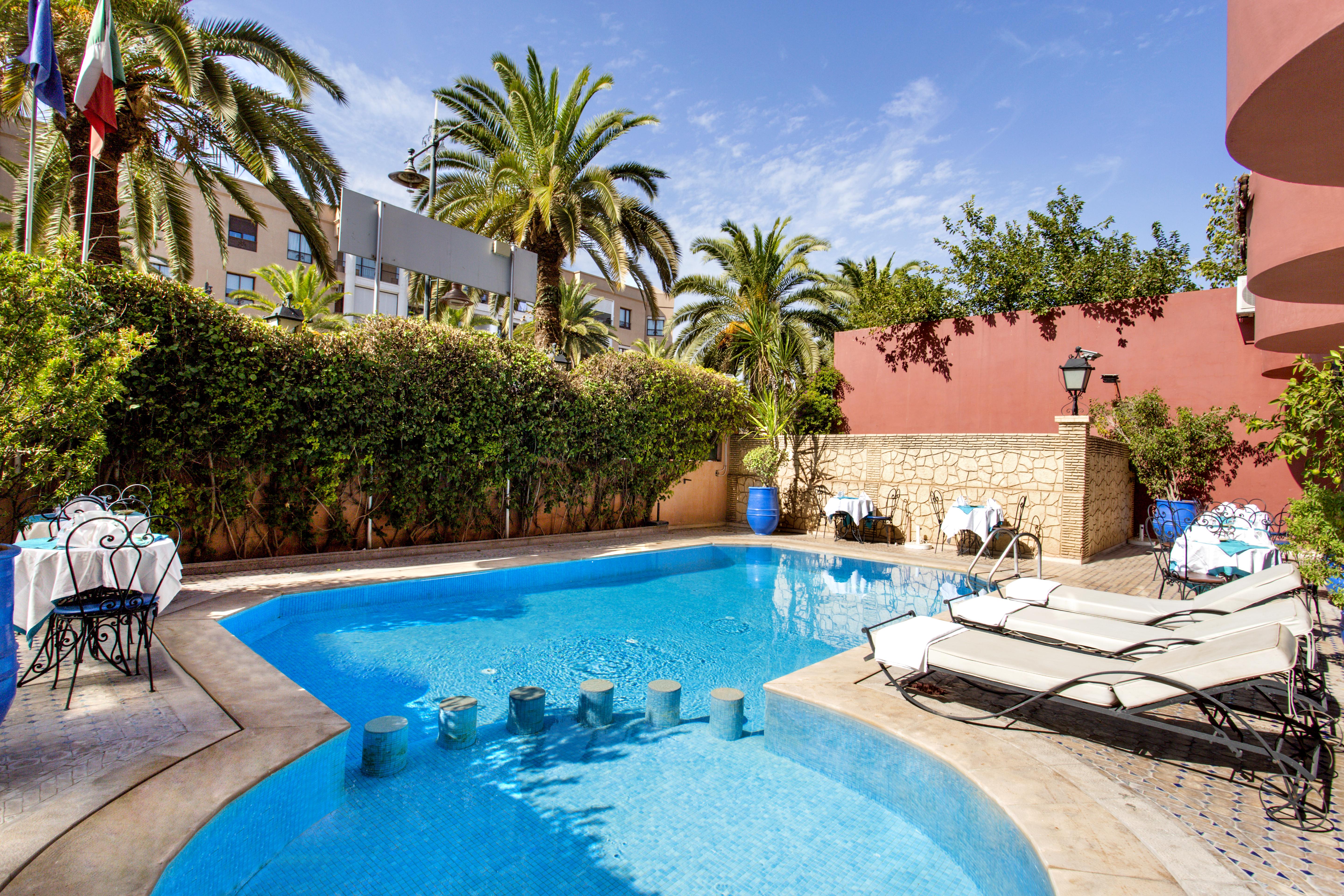 Akabar Hotel 3*