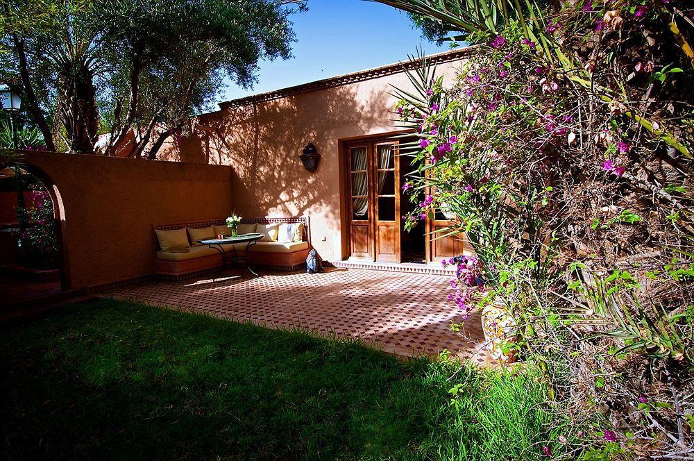 Dar Ayniwen Garden & Bird Zoo Guest house