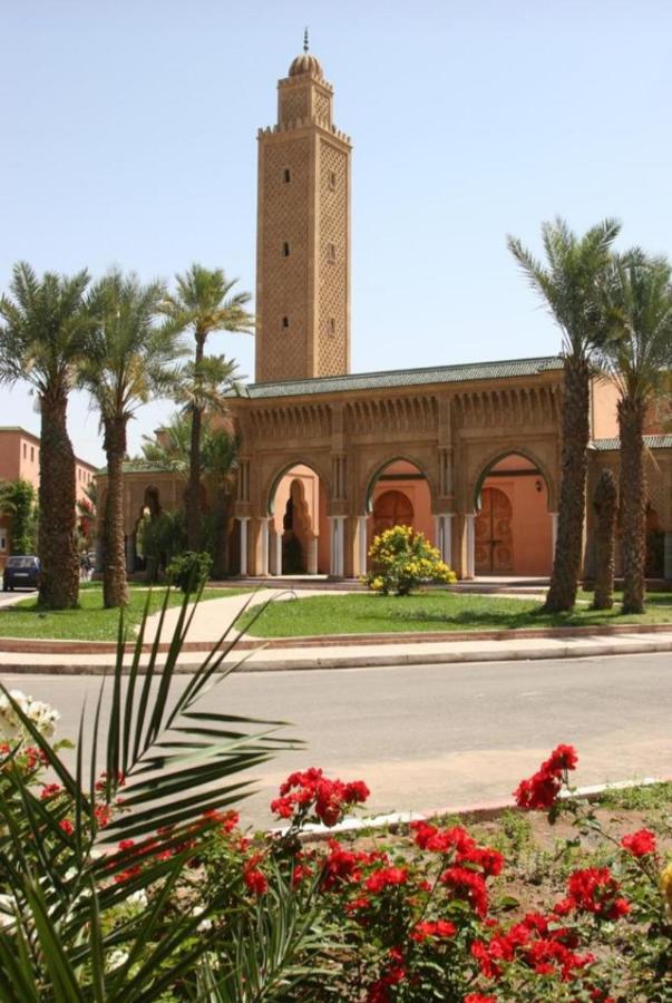 Qarya Syahia Apartment *