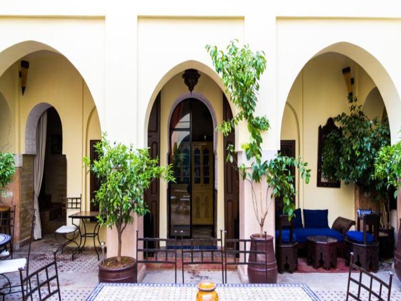 Le Jardin De Lea, & Acomodação com café da manhã 