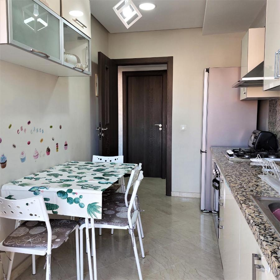 Apartamento Pour Familles En Avec Piscine Et Wifi *