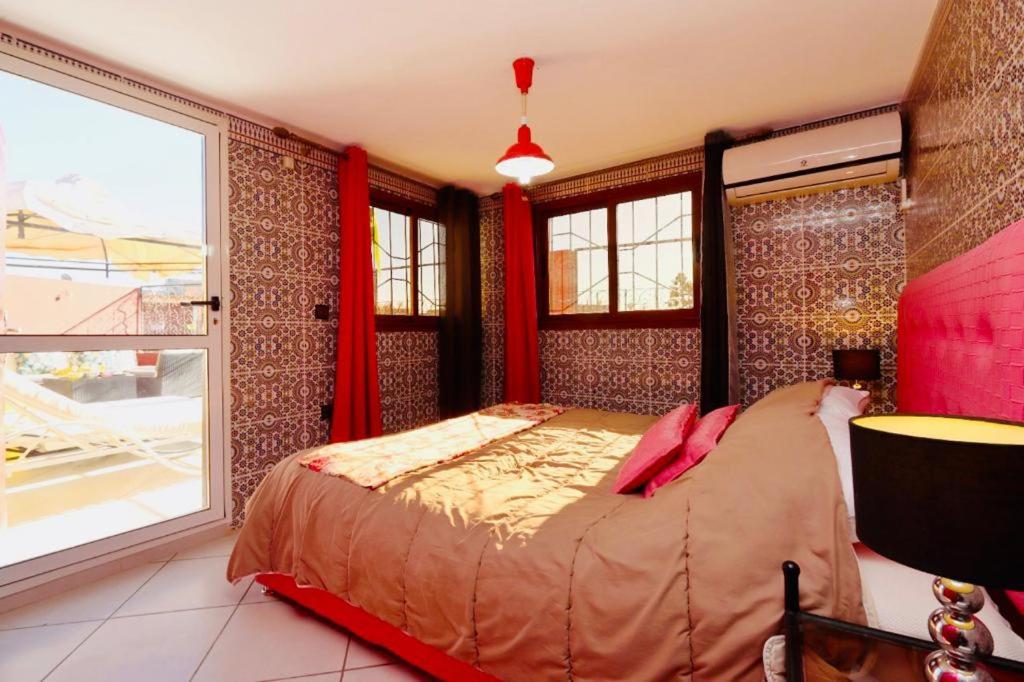Qarya Syahia Apartment *
