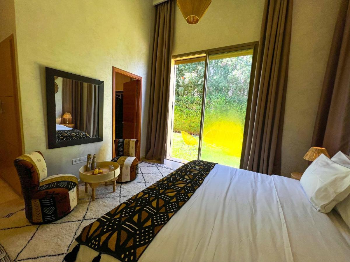 Saphir & Guest house 5*
