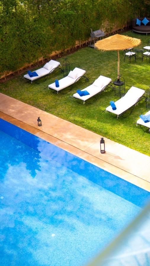 Saphir & Guest house 5*