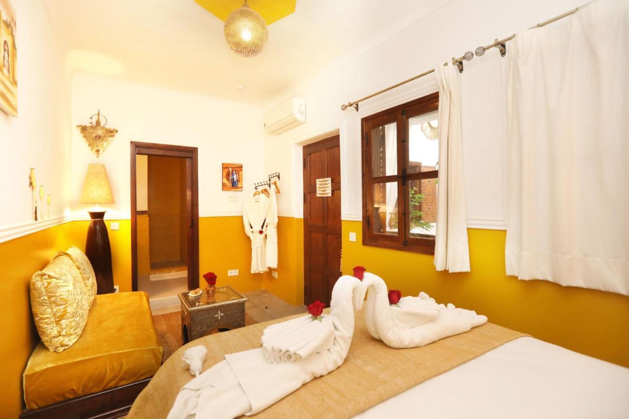 Heklek Riad 3*
