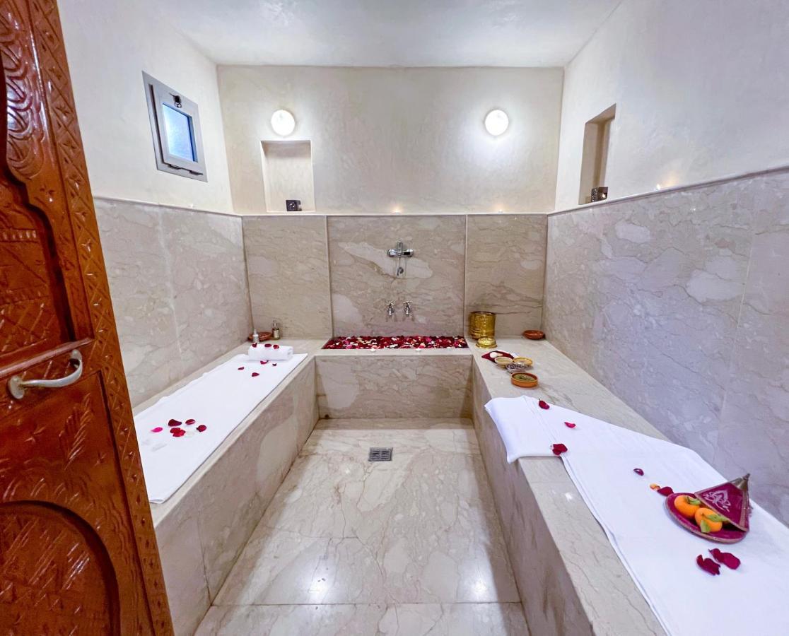 Saphir & Guest house 5*