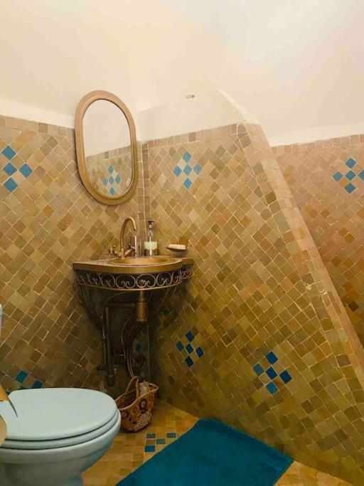 Casa de férias Jolie Petit Avec Piscine Belle Terrasse Wifi *