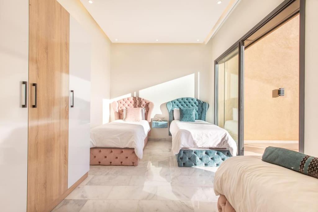 Hawai, Ss Vis A Vis Avec Espace De Sport , Piscine Chauffee Villa *