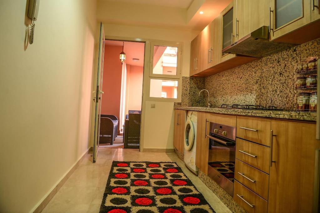 Apartamento Beautiful, Great Equipped 122 M Near Majorelle Garden And Gueliz With Pool Views And A Large Balcony And Terrace *