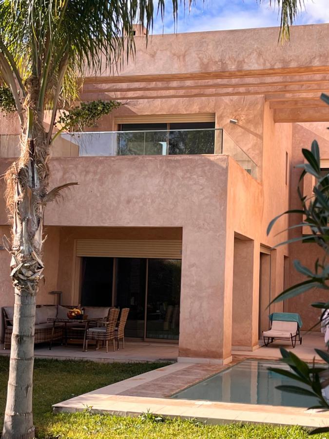 Joumaya Nid D'eve, Nid D'amour Villa *