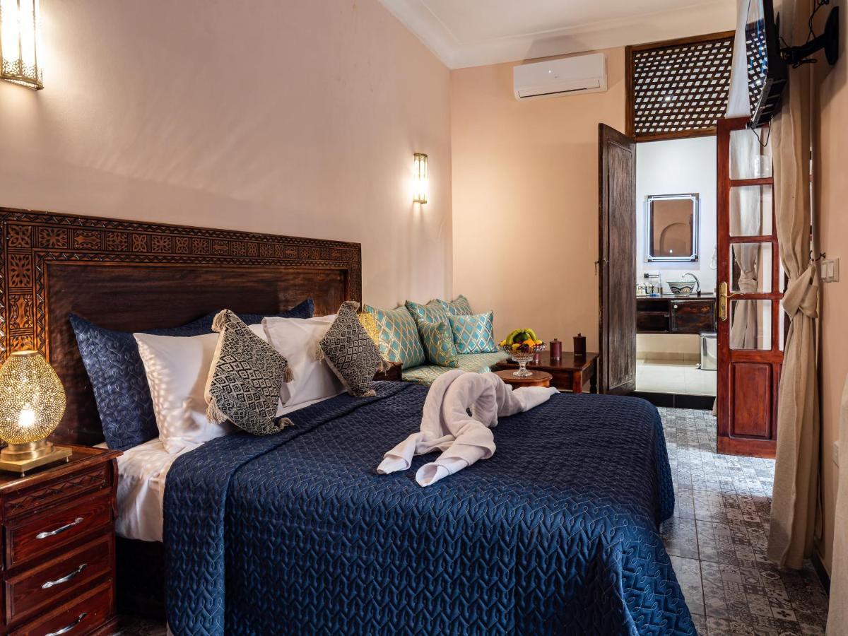 Dar El Medina - Heated Swimming Pool, Jacuzzi & Riad Marrakesh