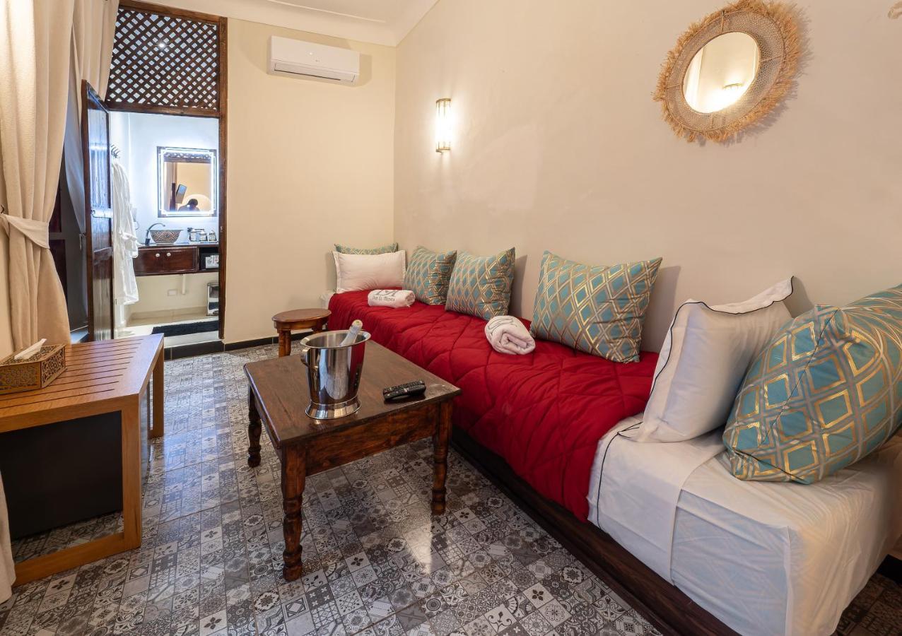 Dar El Medina - Heated Swimming Pool, Jacuzzi & Marrakesh