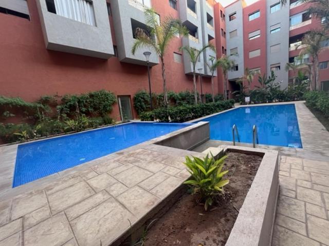 Apartment Asama Avec Piscine Et Terrasse, Proche Du Centre Marrakesh