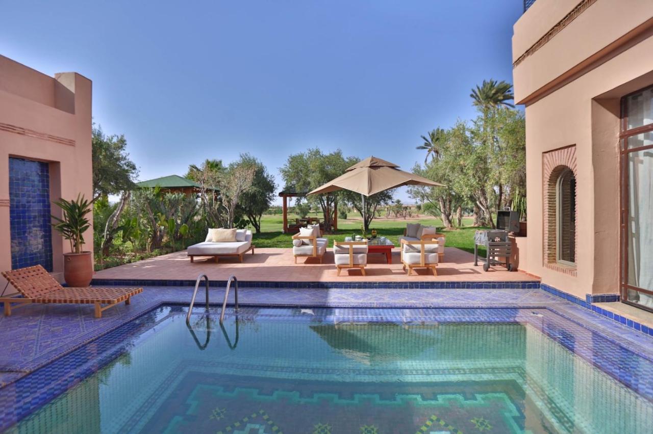 Sur Le Golf De La Palmeraie With Cooker And Butler Included *