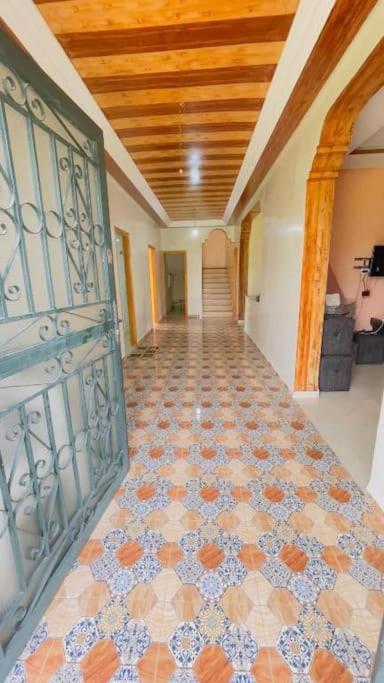 Villa Ferme De Avec Grande A Marrakech *