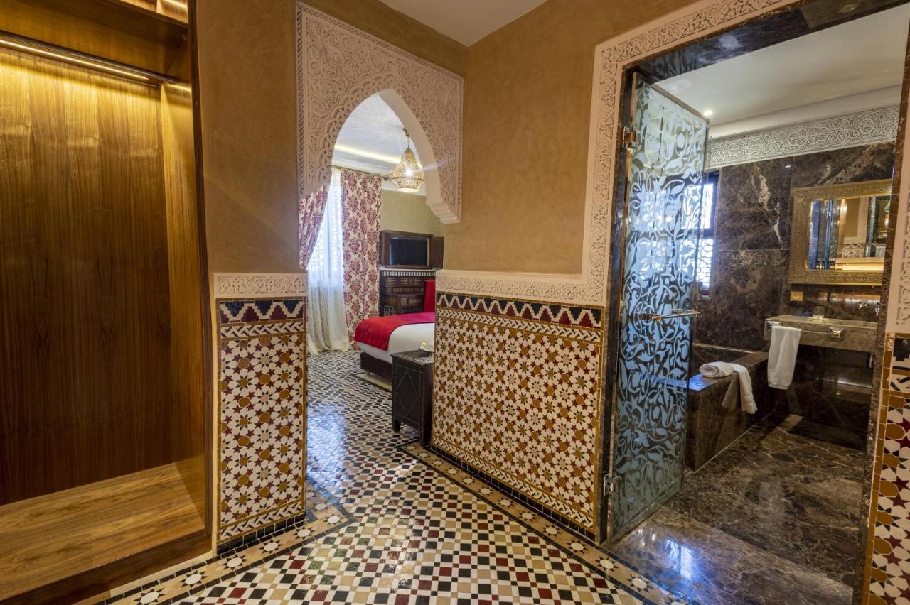 Villa Maria Towers , Palais Table D'hotes & *
