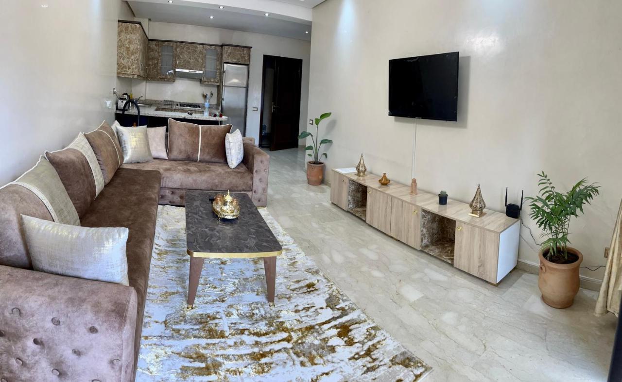 Golden House Apartment