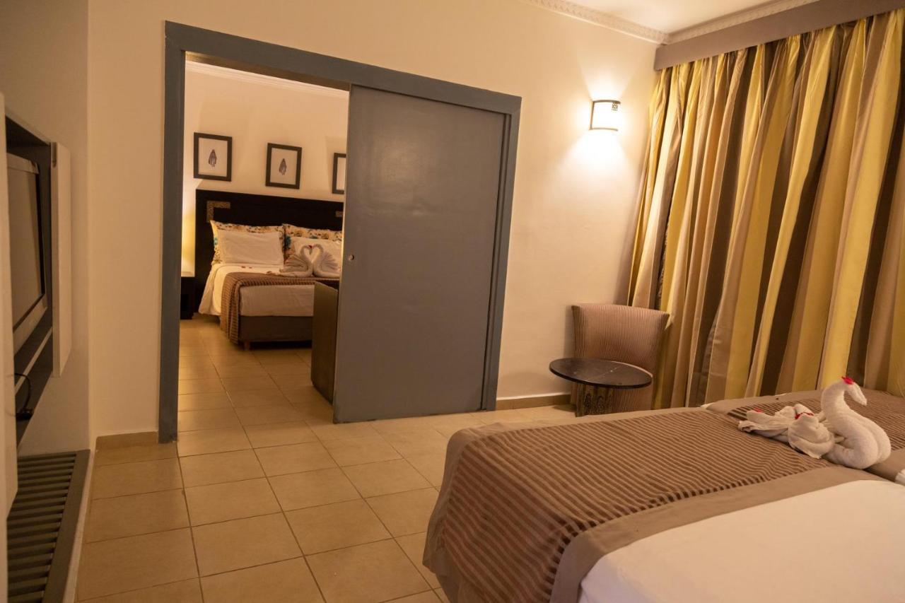 Rose Aqua Park 4*