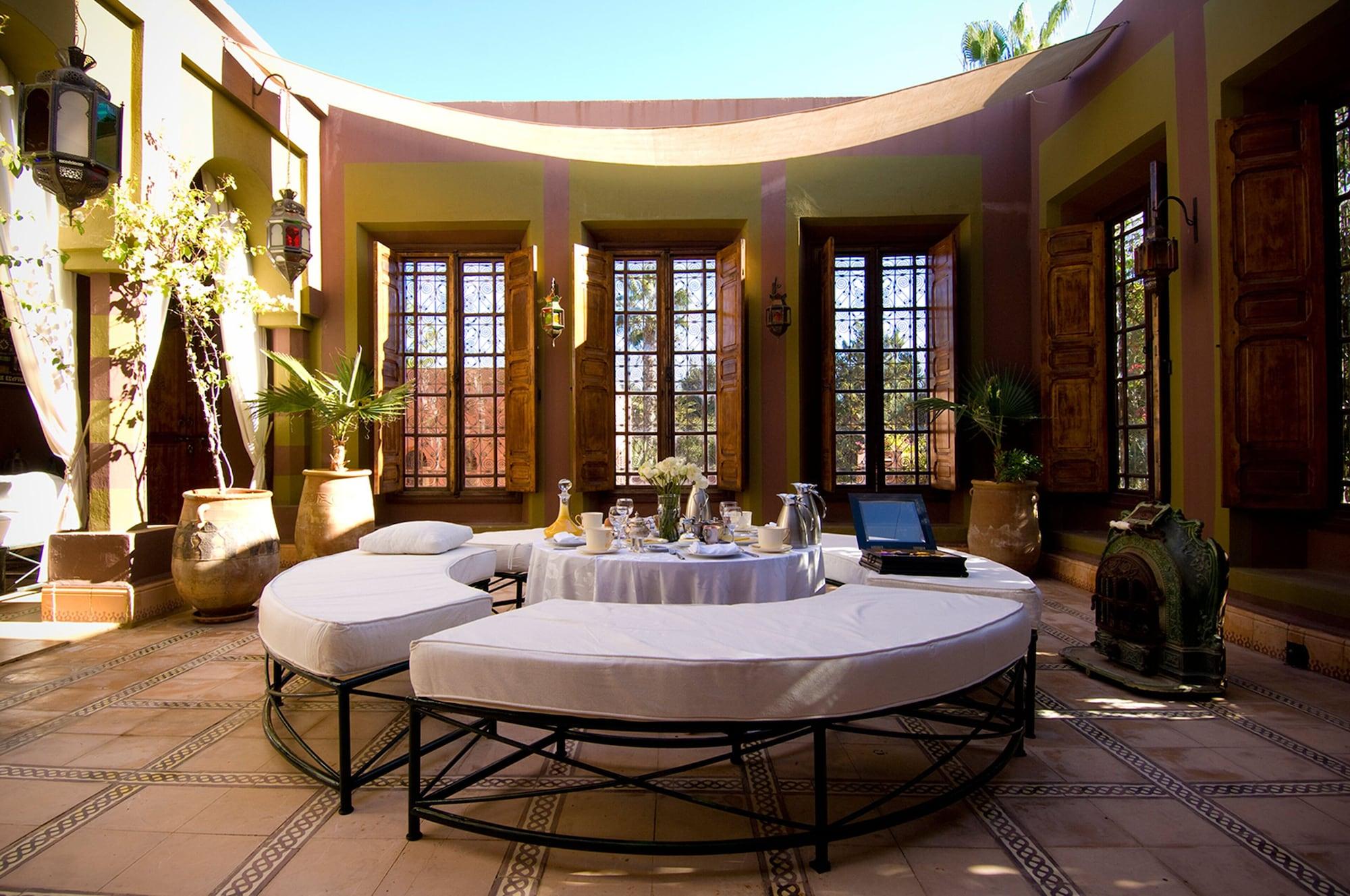 Dar Ayniwen Garden & Bird Zoo Guest house