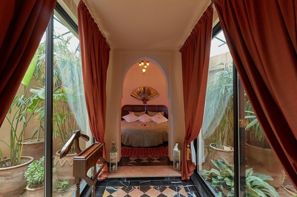 Dar Ayniwen Garden & Bird Zoo 5*