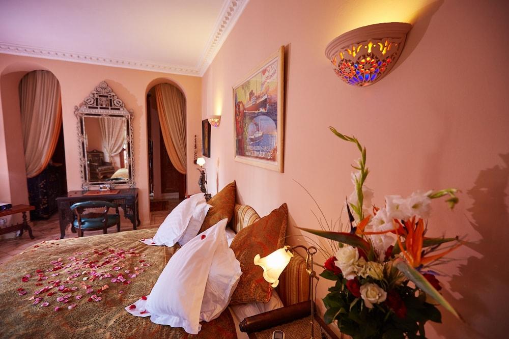 Guest house Dar Ayniwen Garden & Bird Zoo Marrakesh