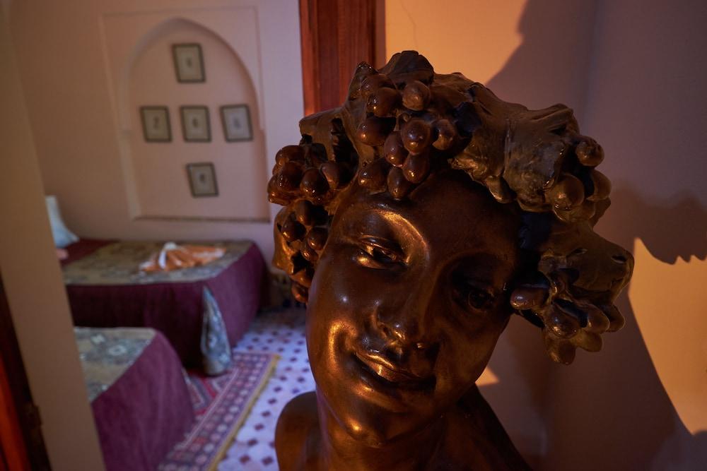 Guest house Dar Ayniwen Garden & Bird Zoo 5*