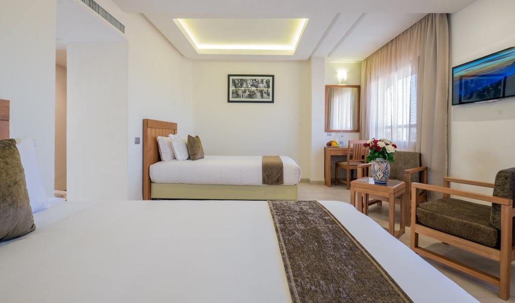 Hotel Ayoub & 4*