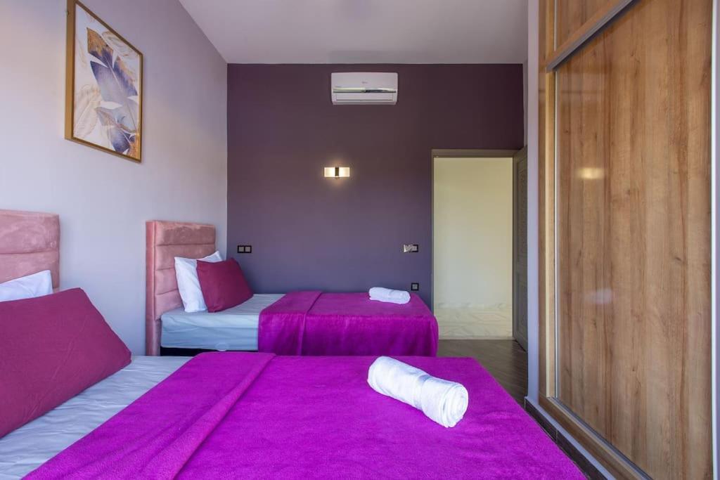 Villa Vista , Piscine 22m , Jeux Jardins , Terrain Squash Marrakesh