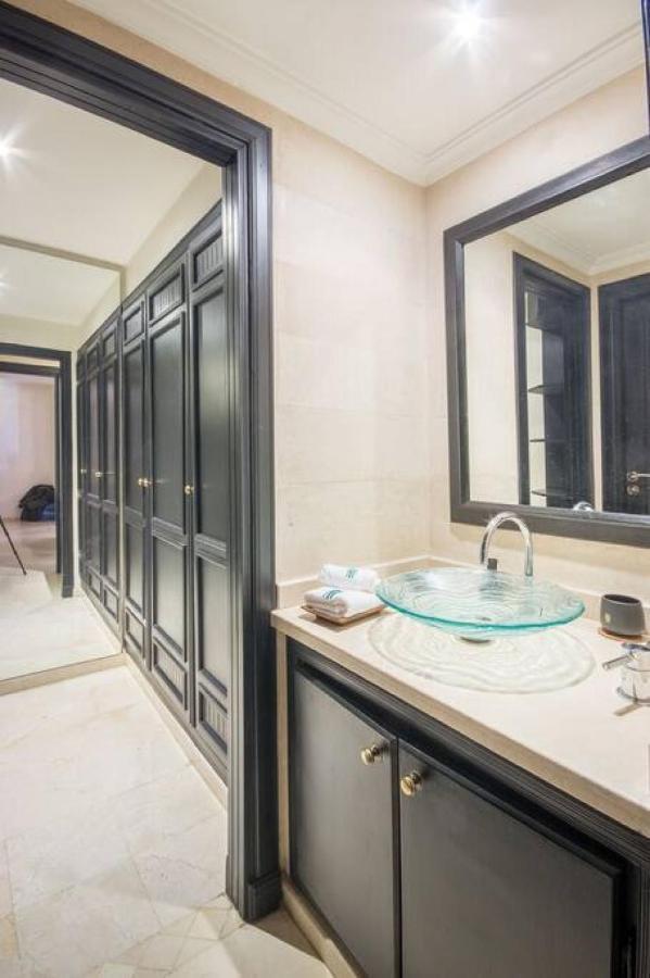 Apartment Luxury Duplex - Private Jacuzzi - Center Hivernage *