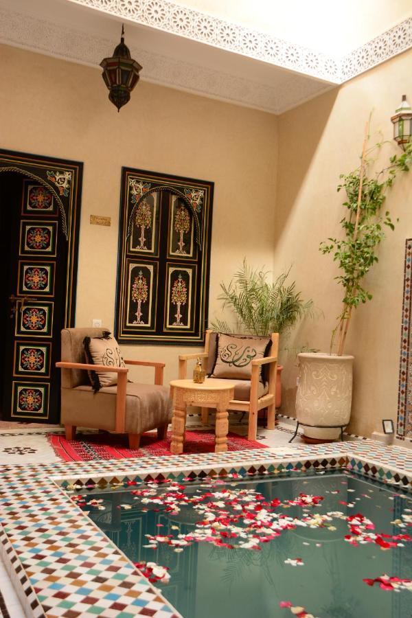 Bab Nour *