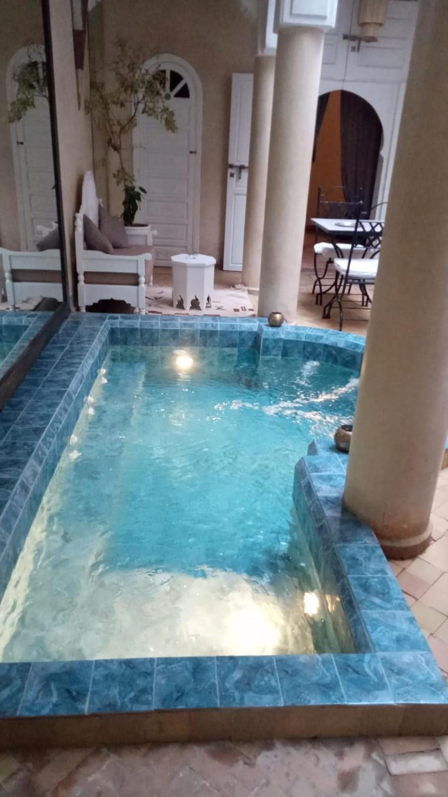 Riad Awinati Location Privatisee ,piscine Chauffee , Beau Rooftop Riad 3*