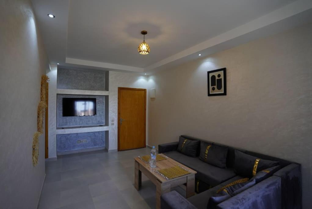 Comfy Flat 10 Mins From Medina Apartment *