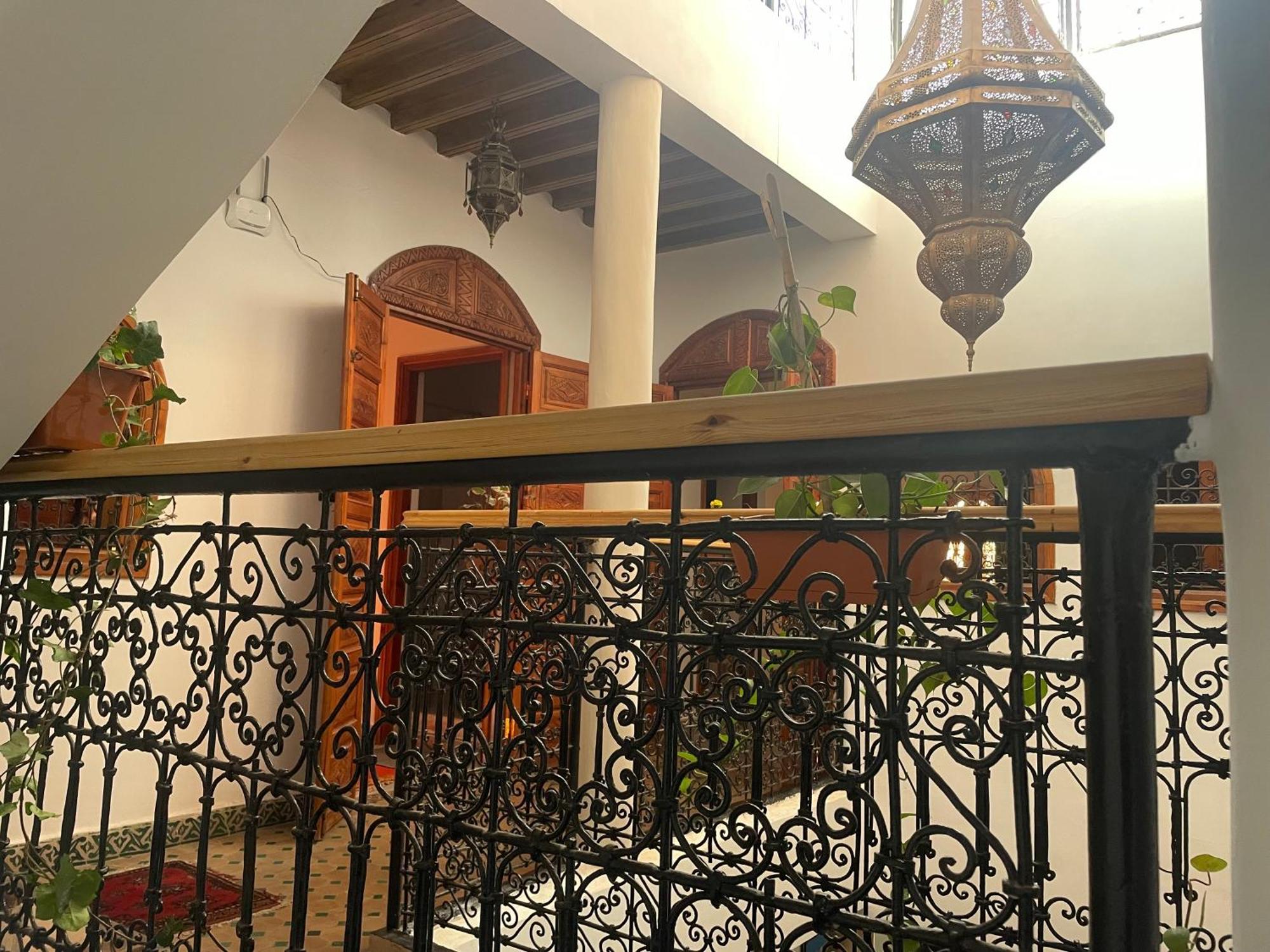 Riad Ouhmidi *