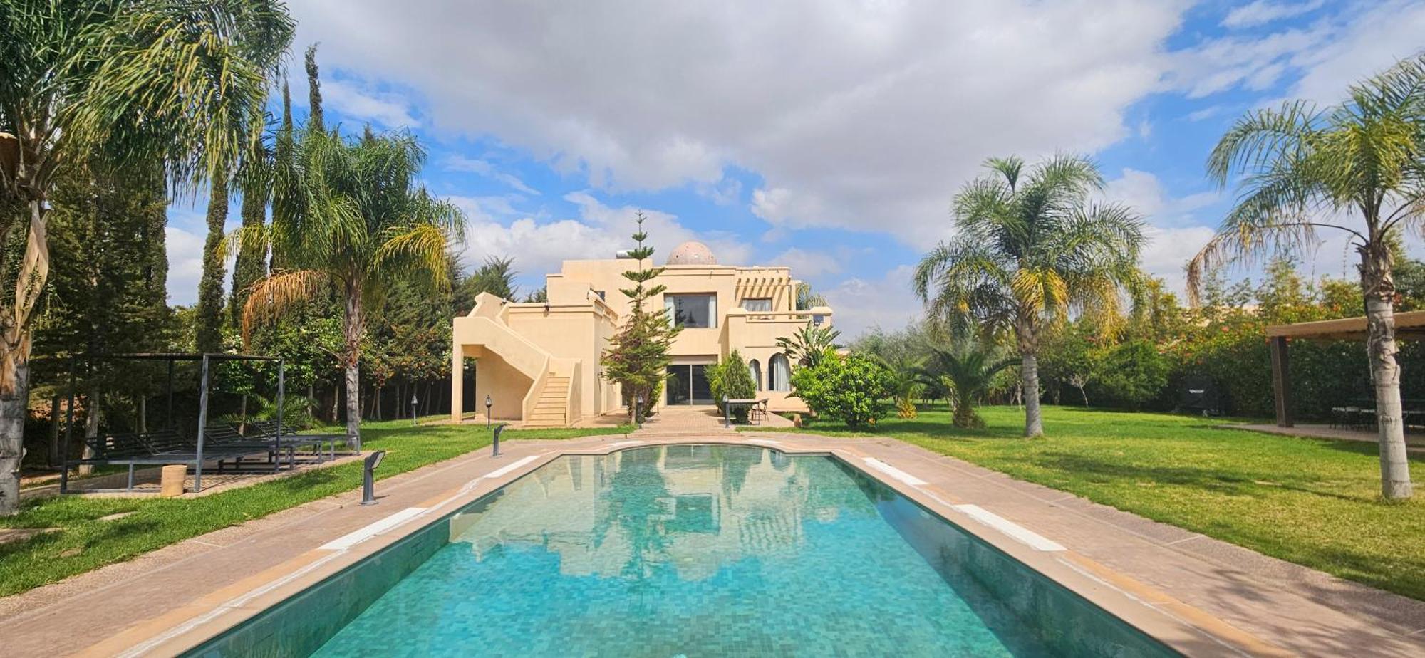 Splendide De Luxe Privatisee Avec Cuisiniere - Piscine Chauffee - Jacuzzi & Hammam Marrakesh