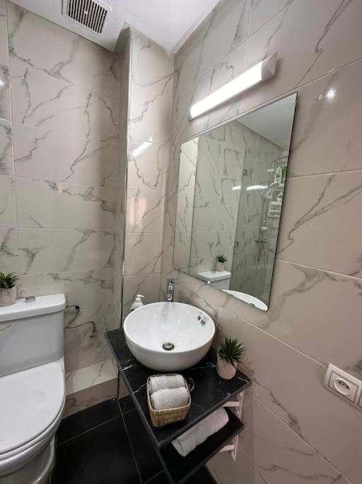 Avec Piscine 2chambres Au Coeur De Gueliz Apartment