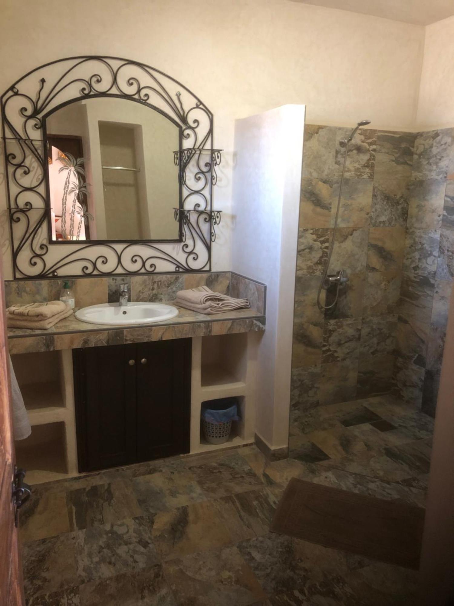 Bed & Breakfast Dar Tiziri Igoudar *