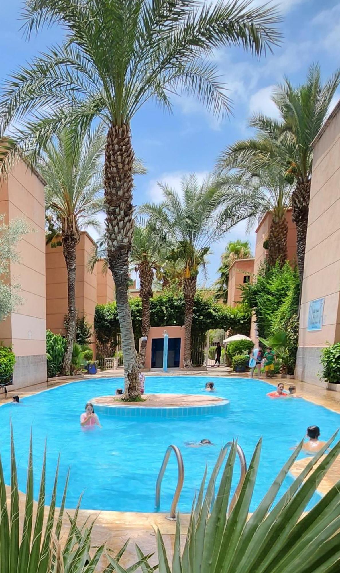 With Outdoor Swimming Pools *